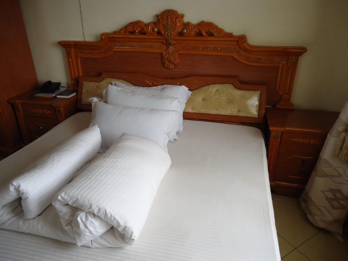 Snow View Hotel Boma la Ngombe Екстер'єр фото