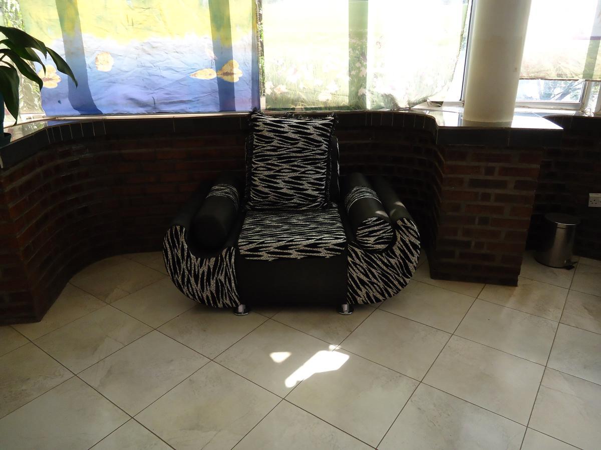 Snow View Hotel Boma la Ngombe Екстер'єр фото