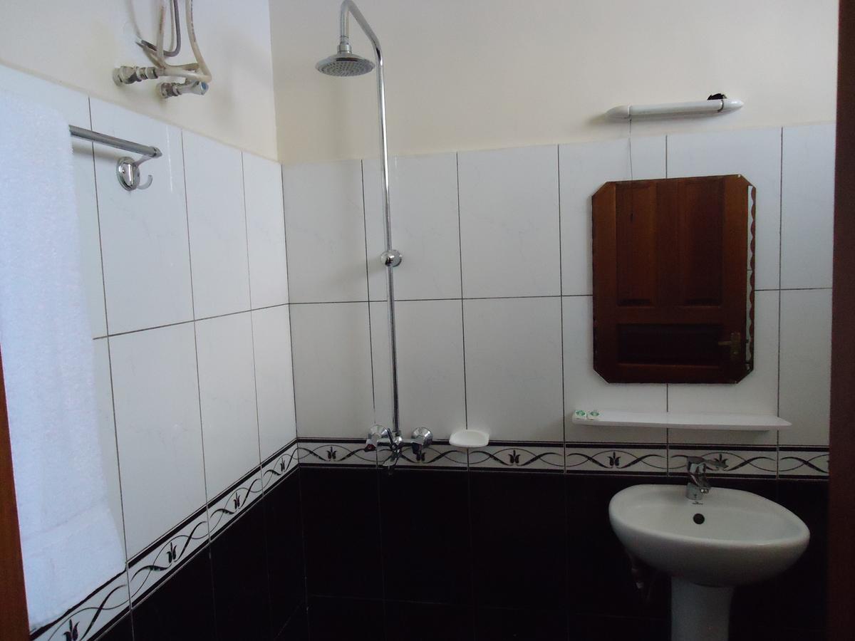 Snow View Hotel Boma la Ngombe Екстер'єр фото