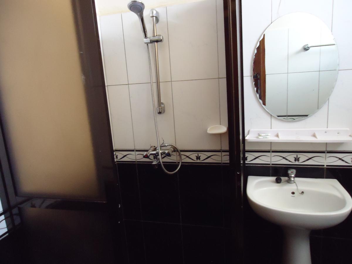 Snow View Hotel Boma la Ngombe Екстер'єр фото