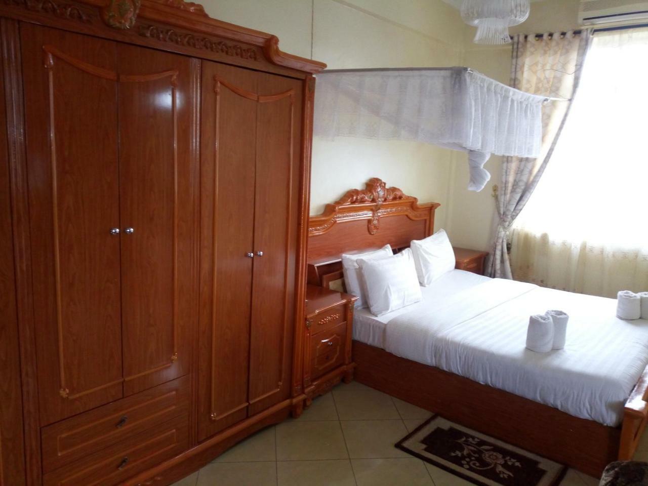 Snow View Hotel Boma la Ngombe Екстер'єр фото