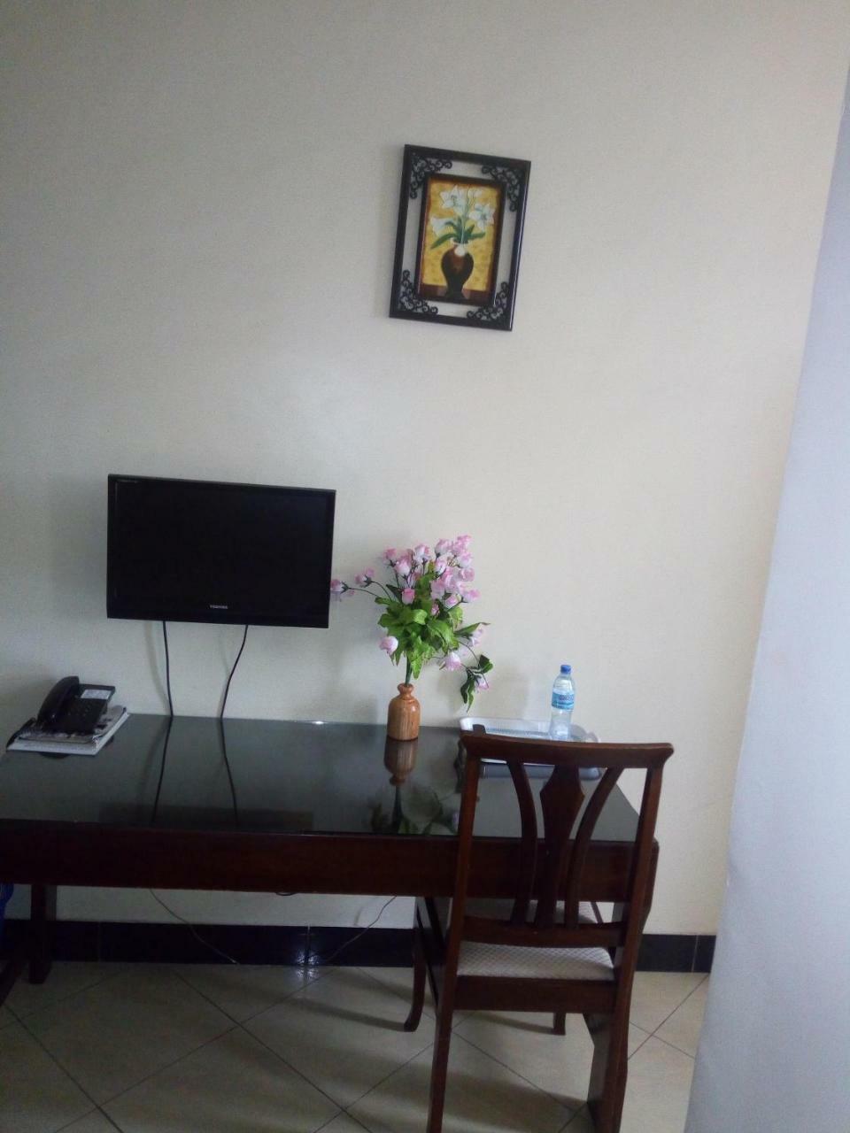 Snow View Hotel Boma la Ngombe Екстер'єр фото
